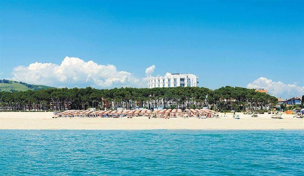 Hotel Lido Альба-Адриатика Экстерьер фото